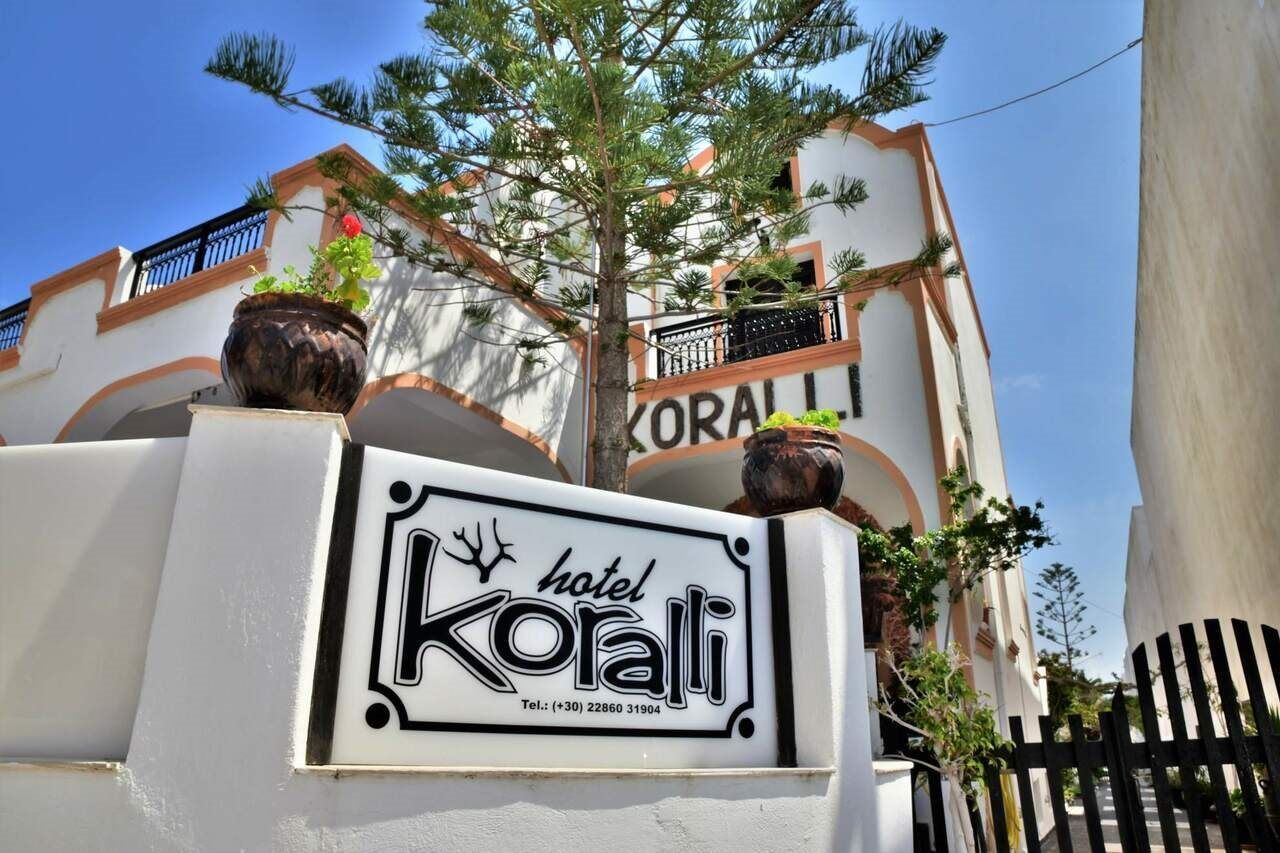 Hotel Koralli Kamári Exteriér fotografie